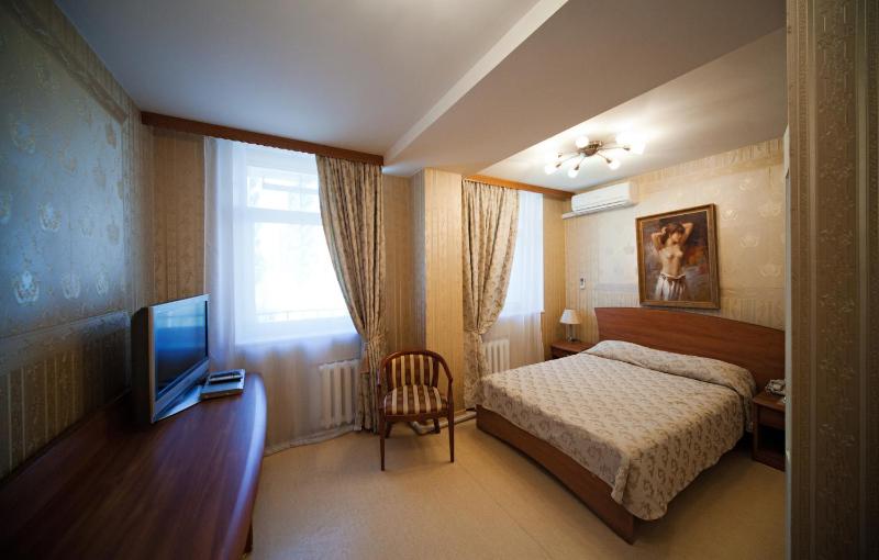 Classic Double Room image 1