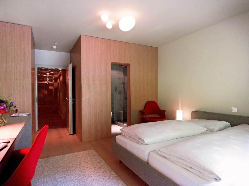 Double Room image 1