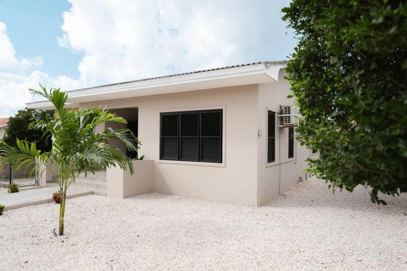 VILLA Arte - just minutes from Mambo & Pietermaai - image 34