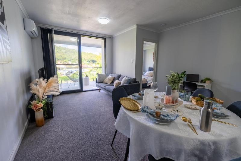 Mountain View Serenity Apartment - Central Location Images