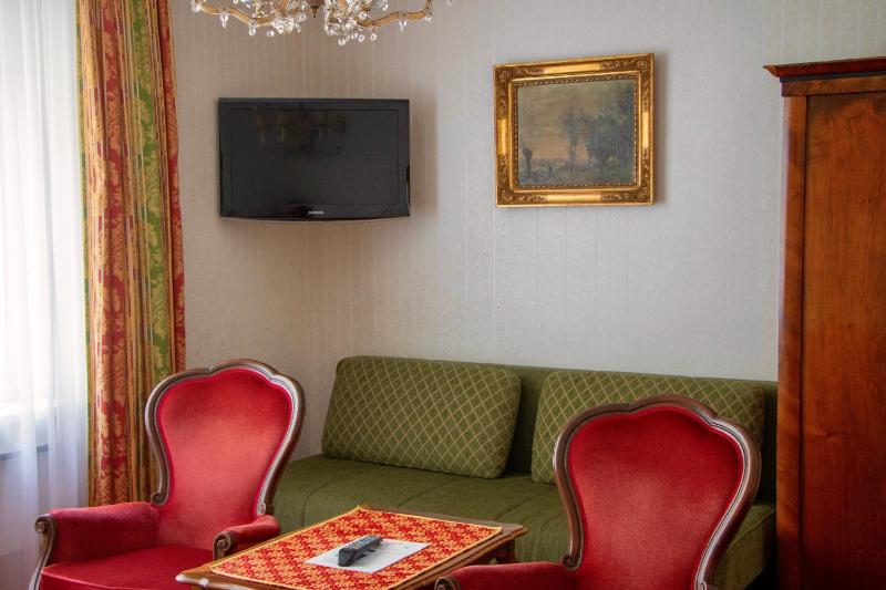 Hotel Pension Suzanne - image 7