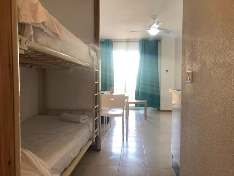 Apartamentos Bernat 3000 - image 3