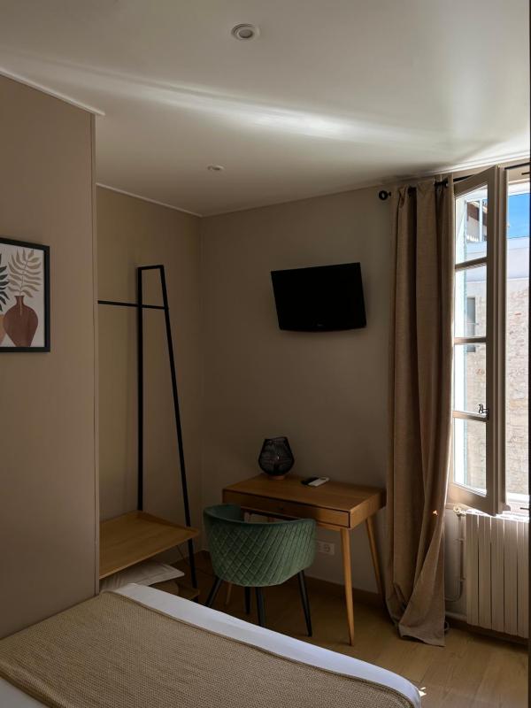 Single Room image 4