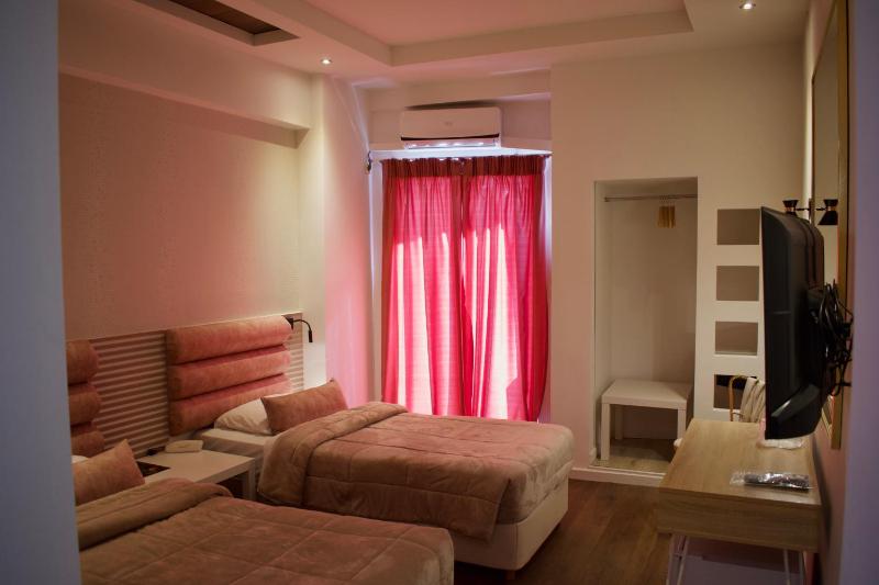 Minoa Athens Hotel - image 3