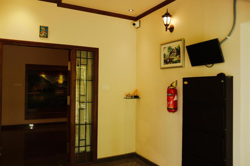 Golden Vista - Luxury Homestay - image 20