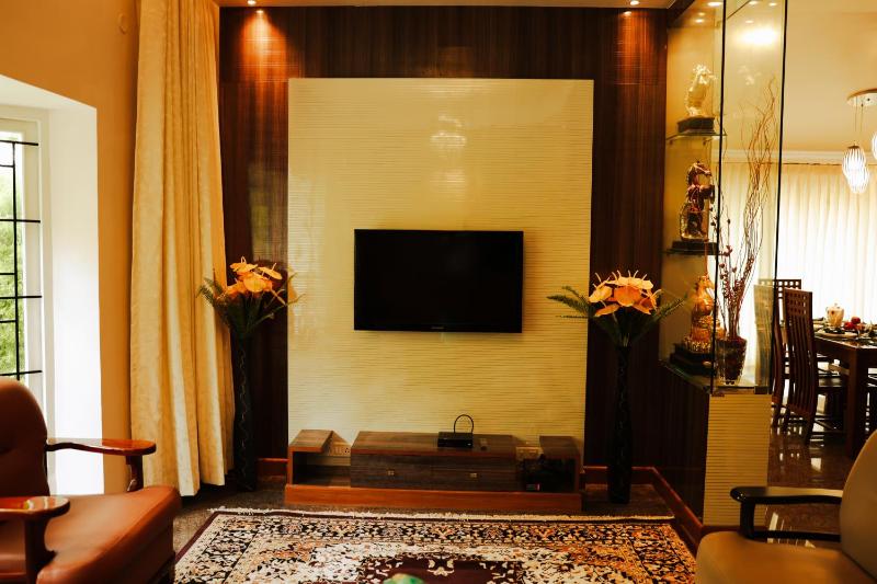 Golden Vista - Luxury Homestay - image 16