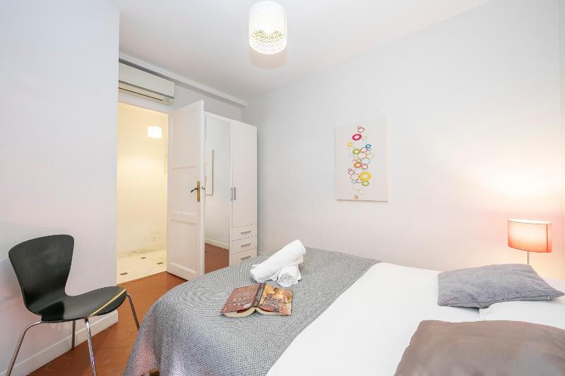 Appartement Picasso - Old Town Antibes - Happy Rentals - image 14