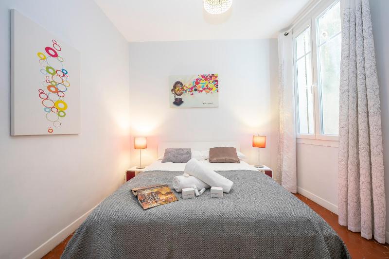Appartement Picasso - Old Town Antibes - Happy Rentals - image 9