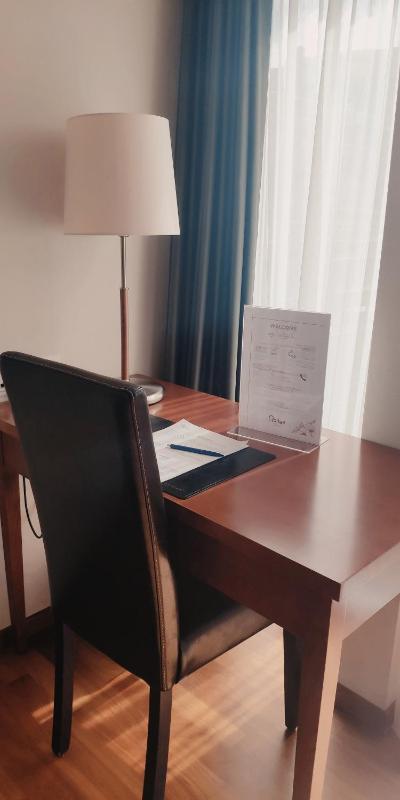 Executive Twin Room with Balcony  image 3