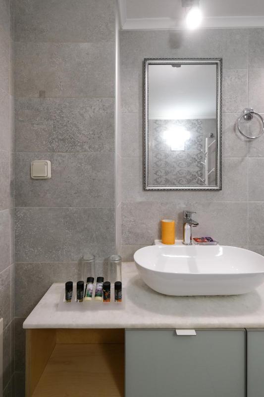 Arocaria Apartments - image 10