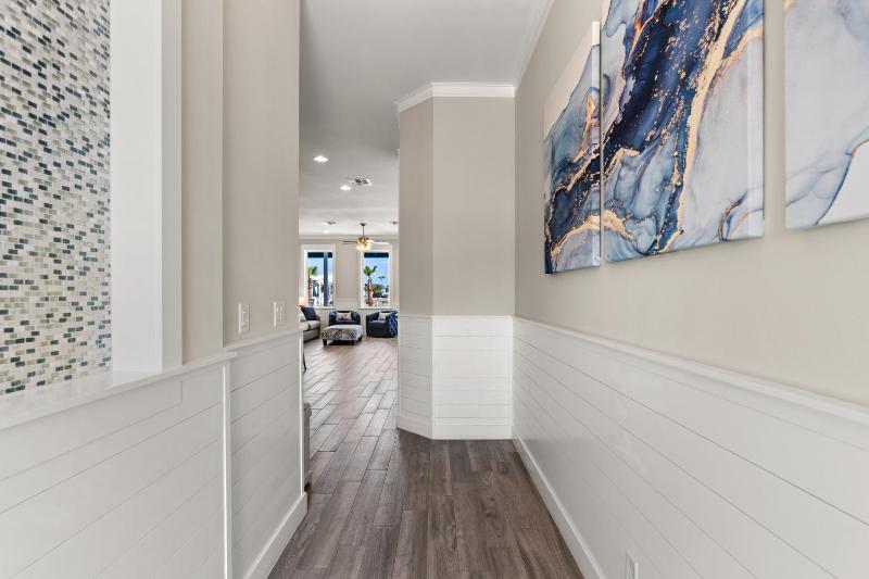 Sea Pointer Inn - Private beach house with Pool home - image 17