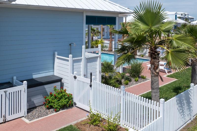 Sea Pointer Inn - Private beach house with Pool home - image 35