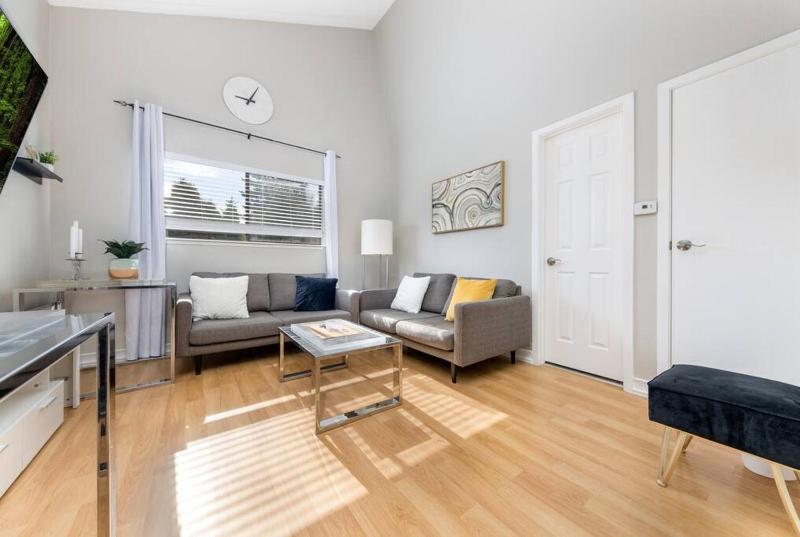 Three-Bedroom House image 1