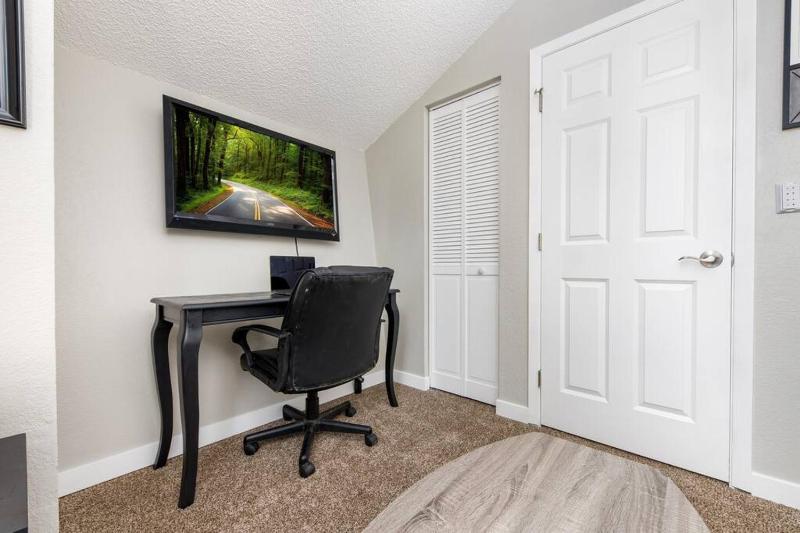 Three-Bedroom House image 3