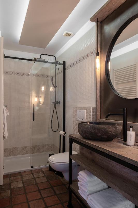 Luxury Double Room image 2