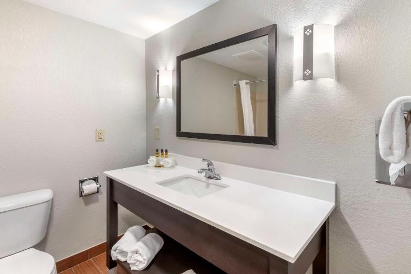King Room image 2