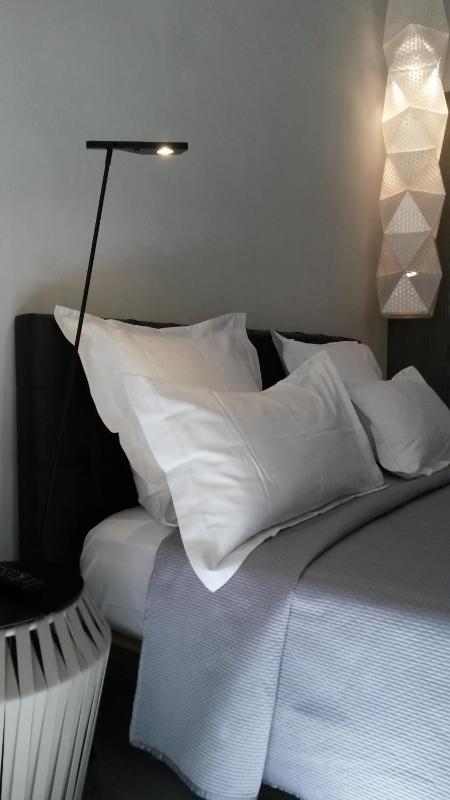 Superior Suite with City View image 3