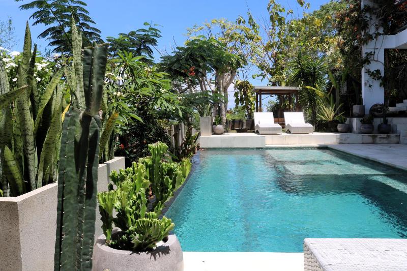 Villa Awan Uluwatu - image 1
