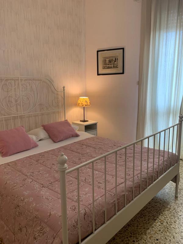 Double Room image 3