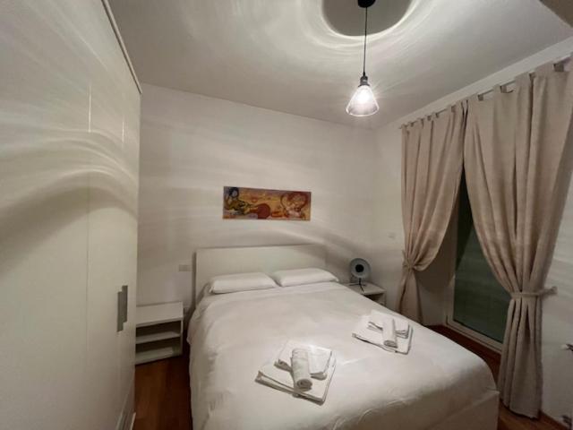 Apartment with Balcony image 4