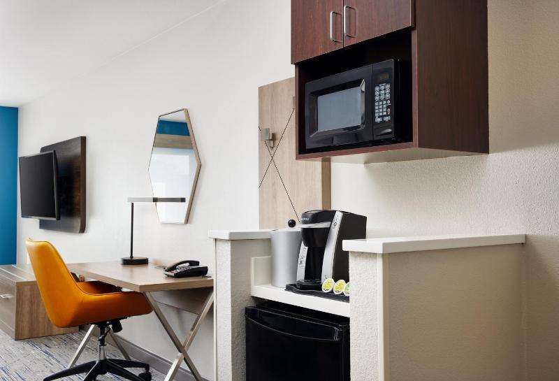 Standard Room image 1