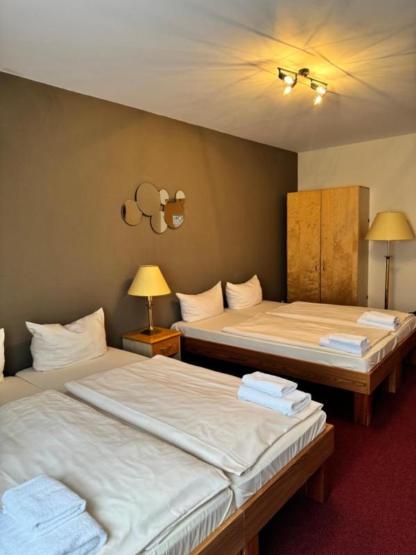 Triple Room image 4