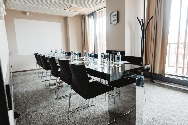 Hotel Yasmin Košice - image 23