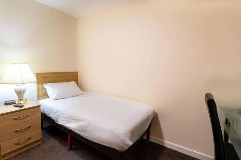 Standard Single Room image 1