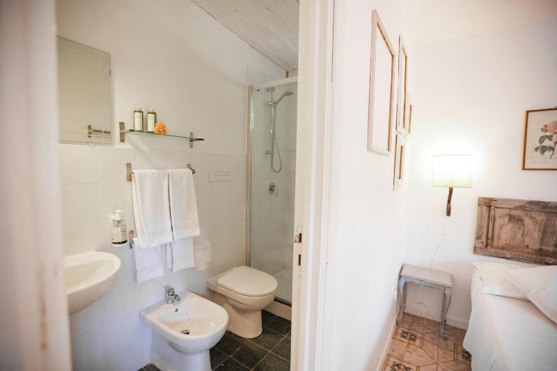 Standard Apartment image 2