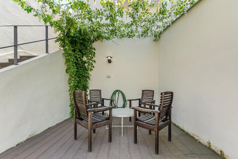 GuestReady - Costa Cabral Guesthouse - image 41