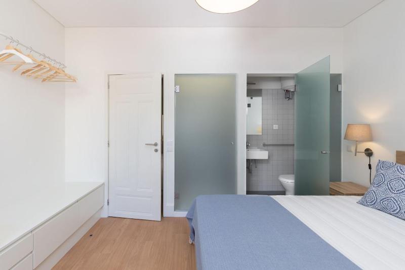 GuestReady - Costa Cabral Guesthouse - image 25