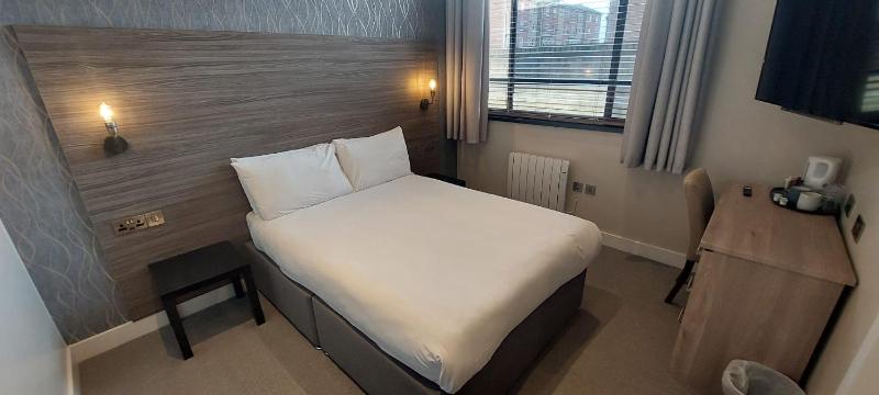 Deluxe Family Room image 1