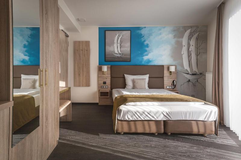 Single Room Medium image 3