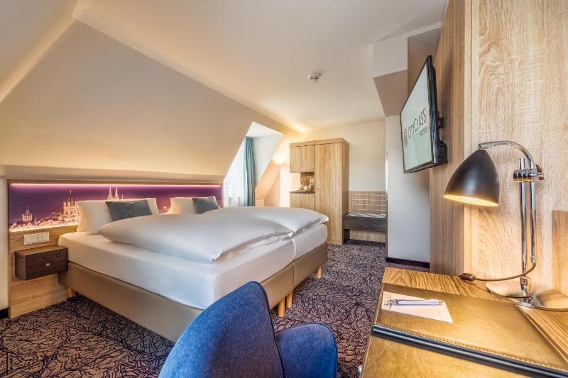 Superior Double Room image 4