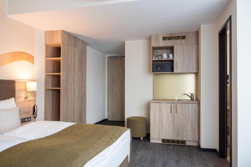 Single Room large image 2
