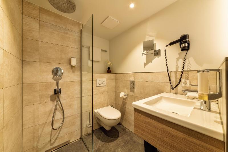 Superior Single Room image 4