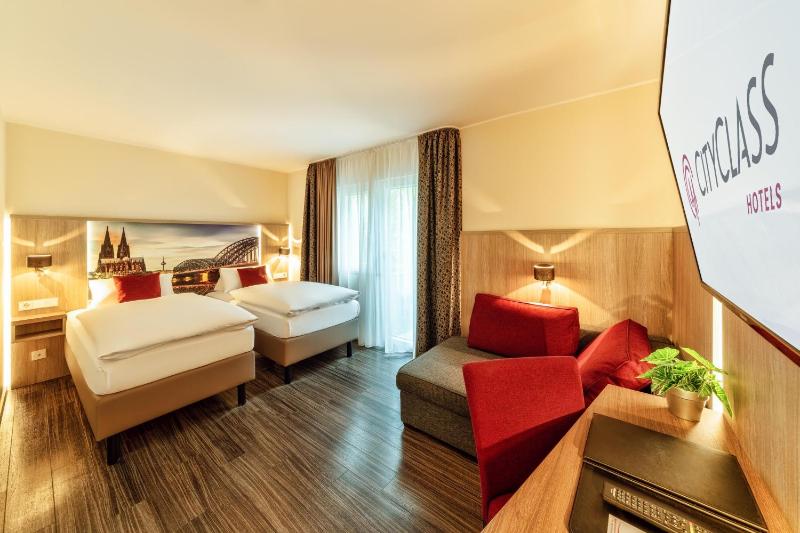 Superior Twin Room image 1