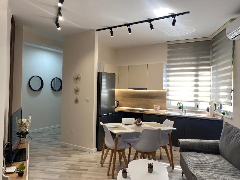 Central Cozy Apartment - image 15
