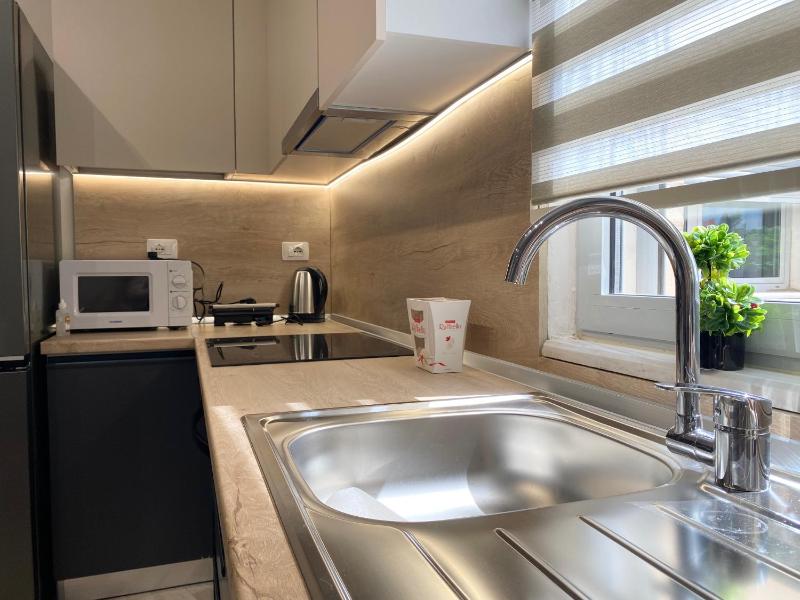 Central Cozy Apartment - image 7