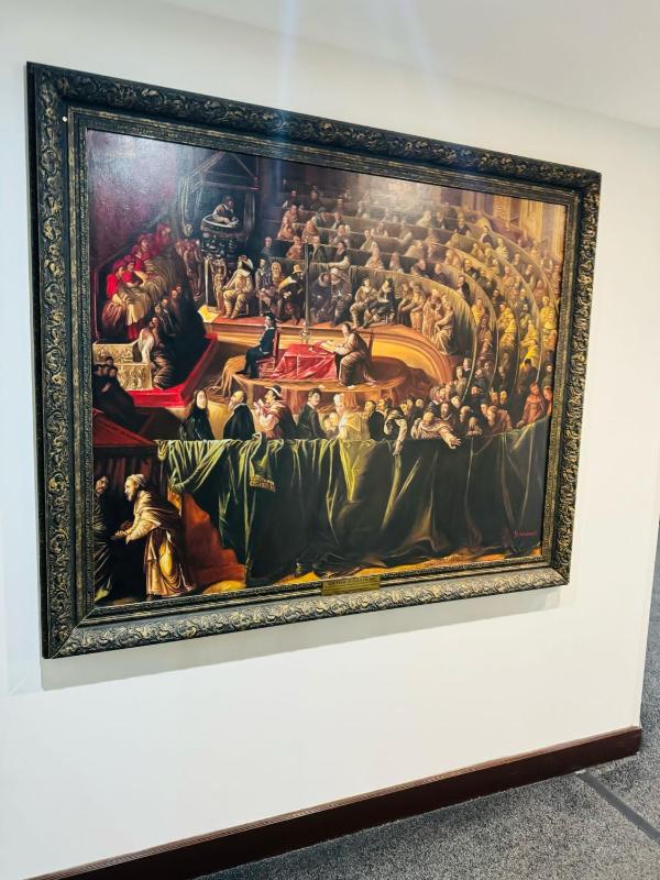 Emperor Suite image 3