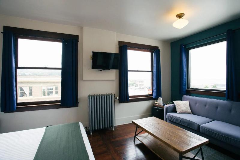 Superior Queen Room image 1