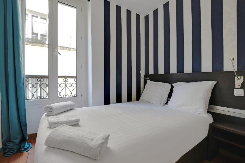 Standard Single Room image 3