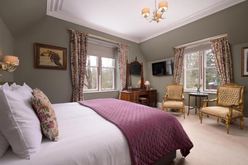 Superior King Room image 1