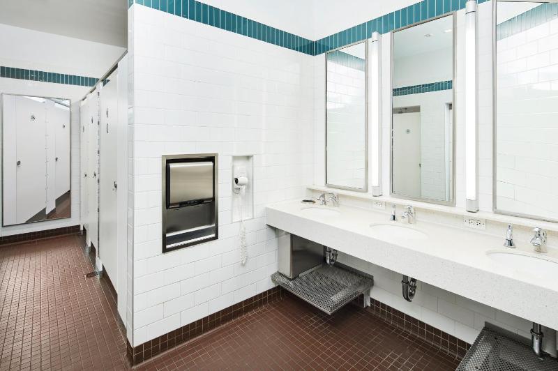Bed in Men's 8-Bed Dormitory image 2