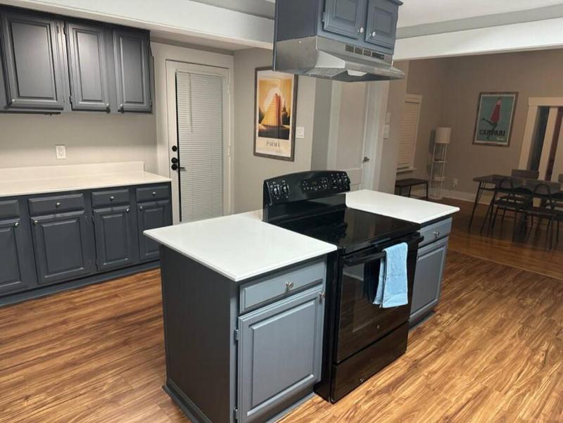 Luxury Stay in Montrose- Parma _ the Italian Plaza - image 5