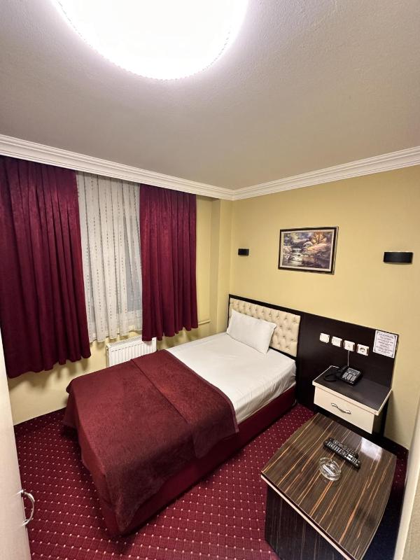 Single Room image 4