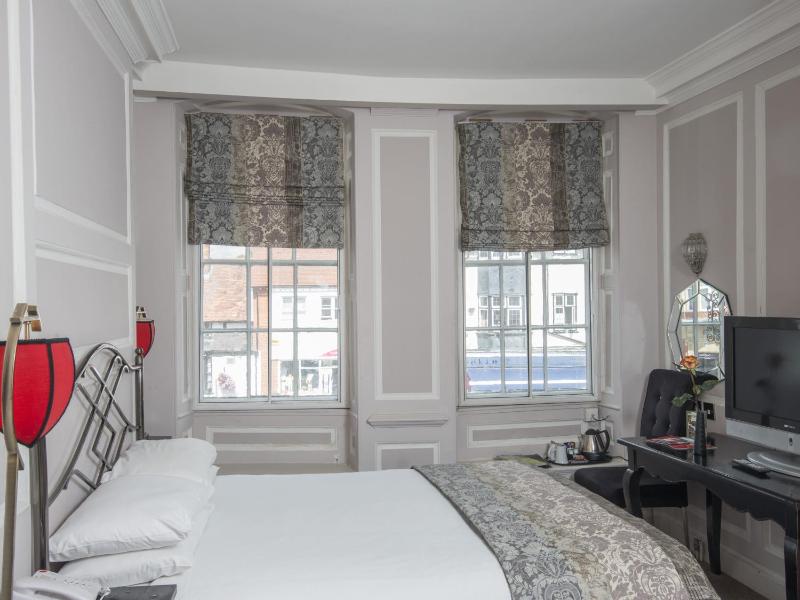 Town Double Room image 2