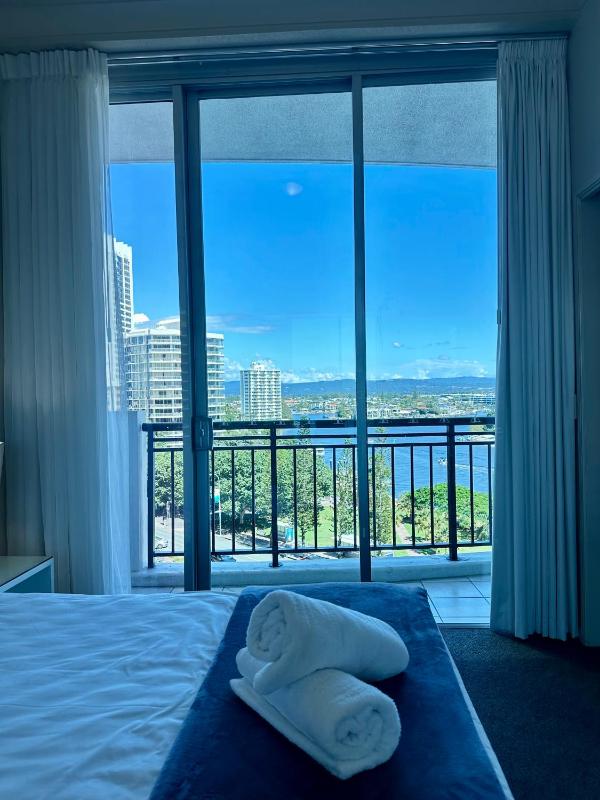 Chevron Renaissance - Resort Style Living by Gold Coast Premium - image 16