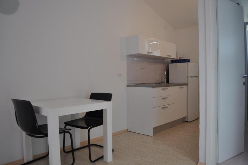 Apartment image 3