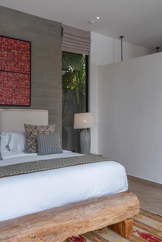 Villa Vida Mira - Elegant 4BR Beachside Villa in Canggu - image 29